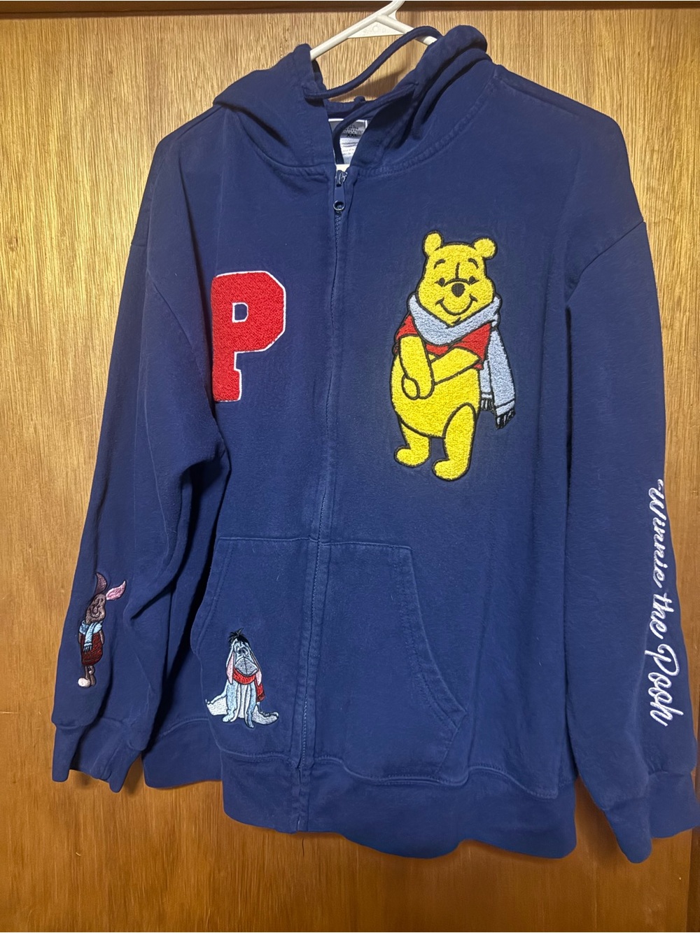 Winnie the Pooh Disney Hoodie 2xl